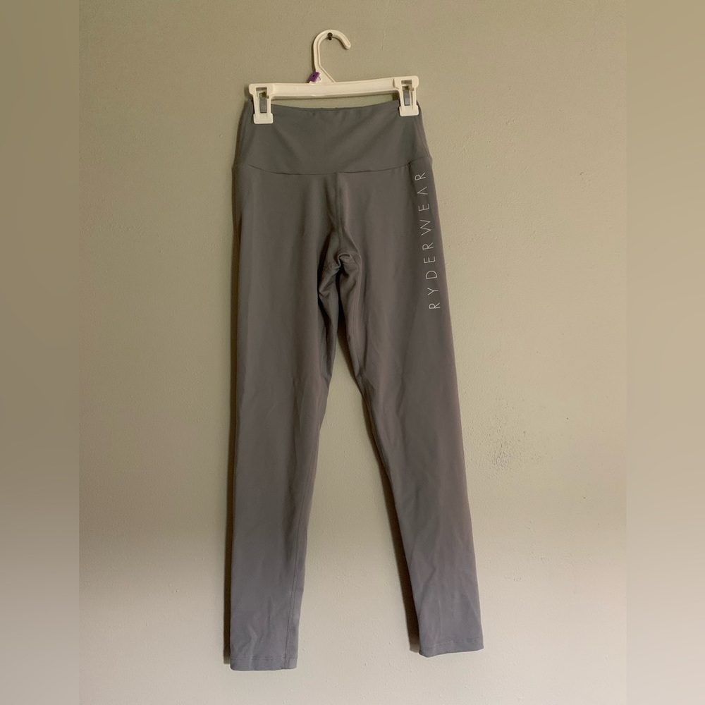 Ryderwear high waist scrunch butt leggings